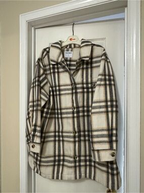 Old Navy Cream and Brown Plaid Utility Shacket